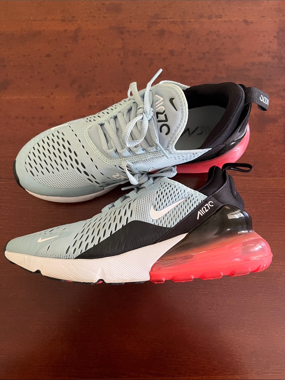 Blue & pink Nike max 270